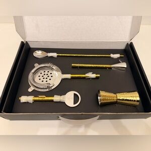 Nordstrom at Home Hammered Gold 5-Piece Bar Tool‎ Set New in Box Cocktail Set